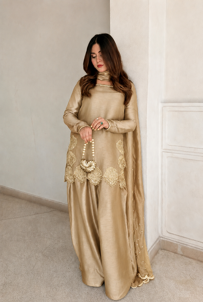 Velora Silk Suit Set with Dupatta