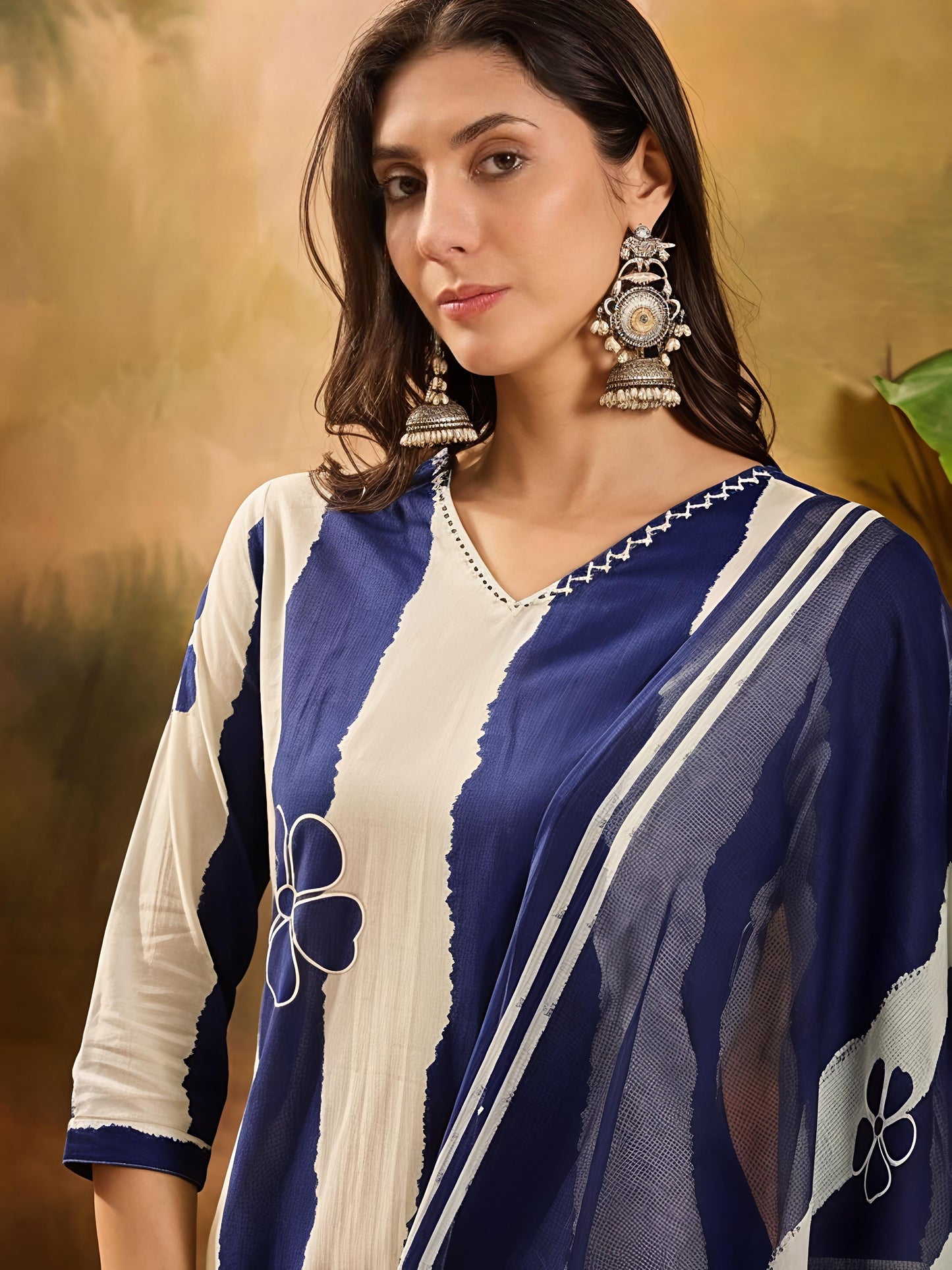 Designer Festive Wear Kurta Set with Statement Dupatta(SWSK43)