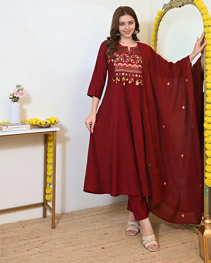 Artisanal Gotapatti Work Suit Set(SWSK45)