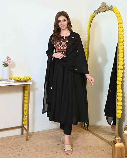 Artisanal Gotapatti Work Suit Set(SWSK45)