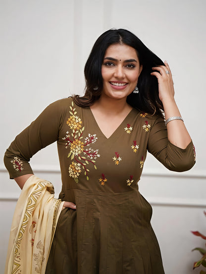 Elegant Olive Green Embroidered Anarkali Kurta Set with Printed Dupatta(SWSK47)