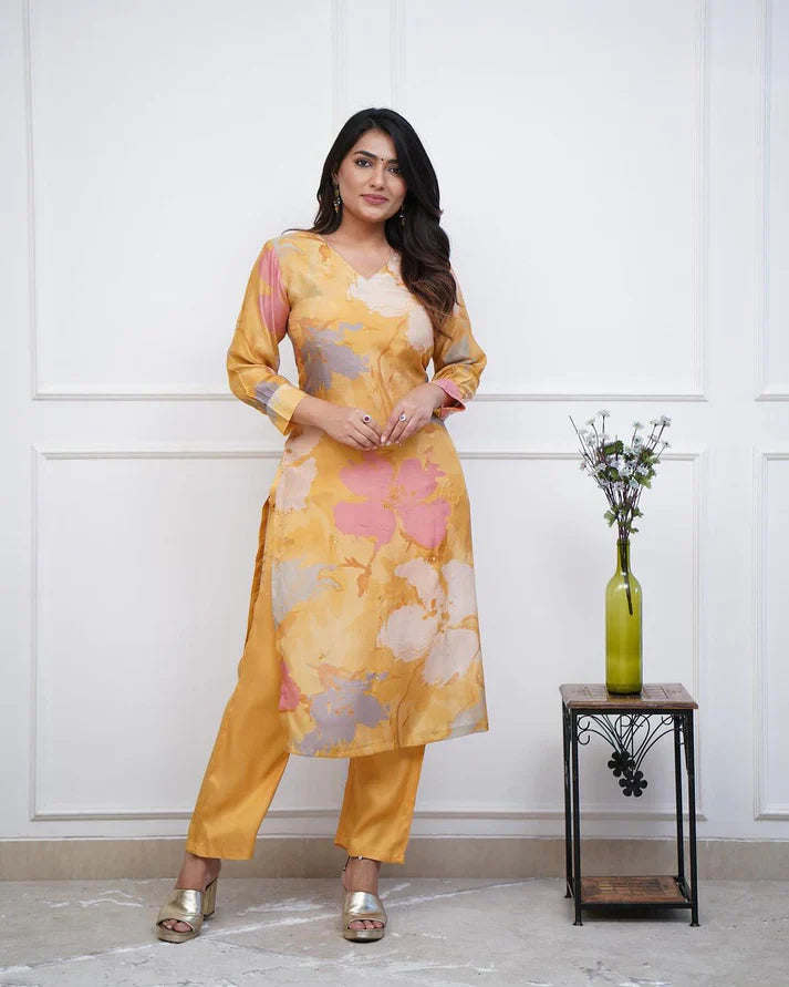 💃Enjoy New Floral Kurta Pant set with amazing lace Work ❤️(RD03)