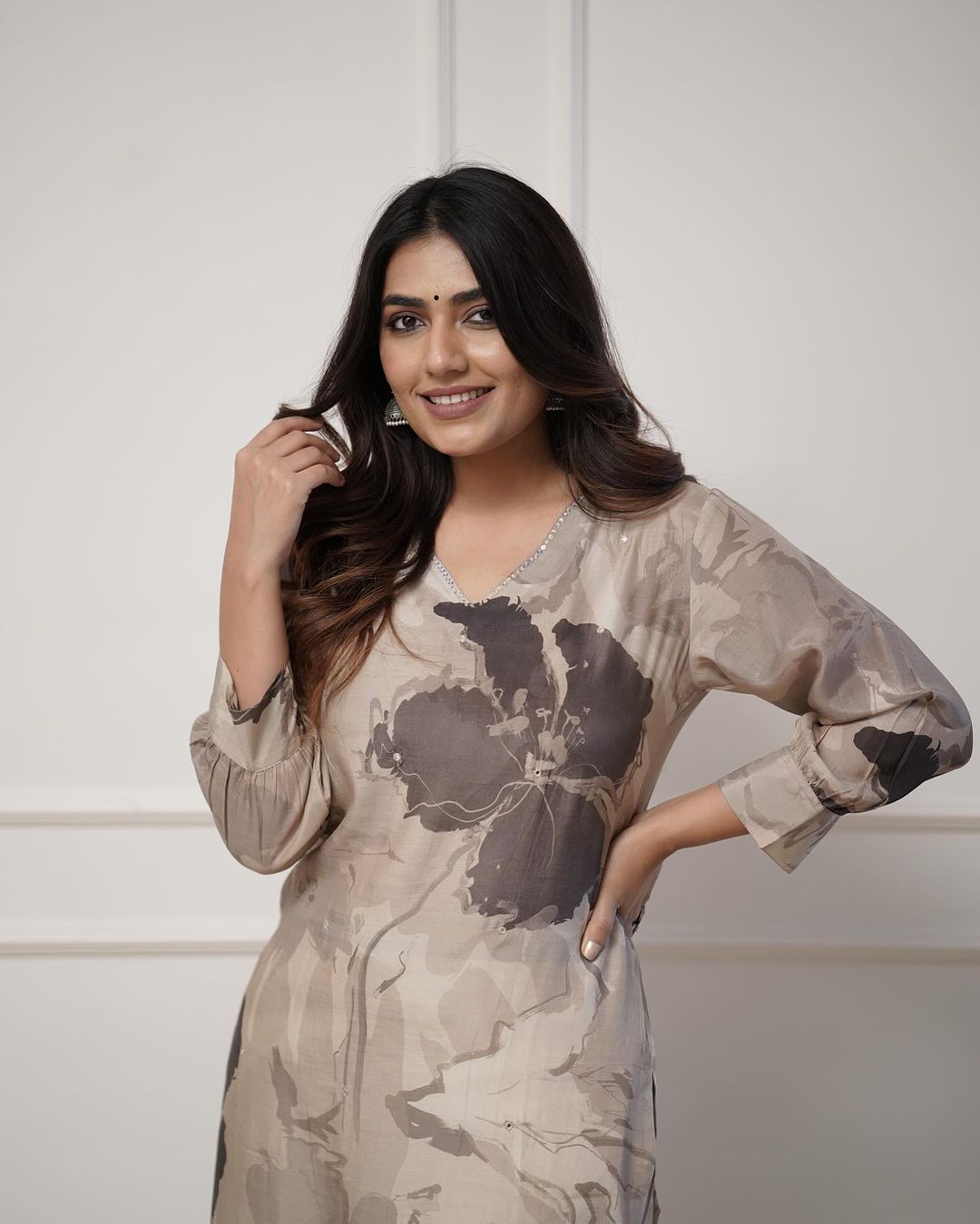 💃Enjoy New Floral Kurta Pant set with amazing lace Work ❤️(RD03)